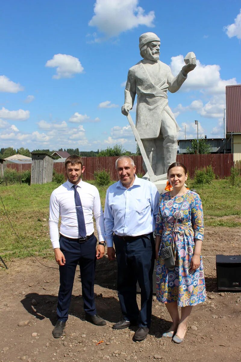 Погода в ашапе ординского района. Село Ашап Пермский край Ординский район. Пермский край деревни Ашап. Ашап Пермский край памятник рудокопу. Ашап Пермский край Обелиск.