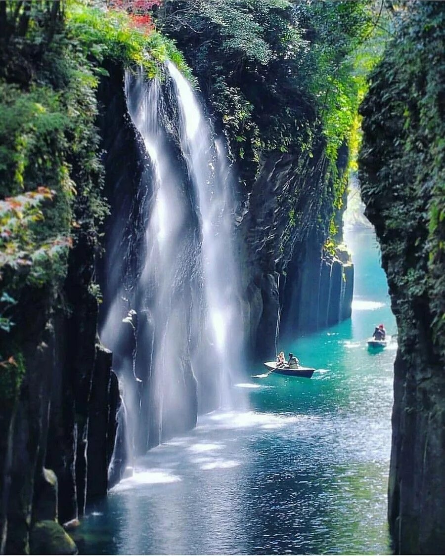 Ущелье Такатихо Япония. Ущелье Такатихо (Takachiho gorge), Япония. Ущелье Такатихо, Миядзаки, Япония..... Ущелье Такатихо Япония фото.