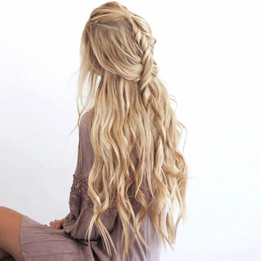 Девушка с длинными светлыми волосами. Мартин кюн блондинка. Марина ласвик. Блондинка с длинными волосами. Девочки светлые длинные волосы.