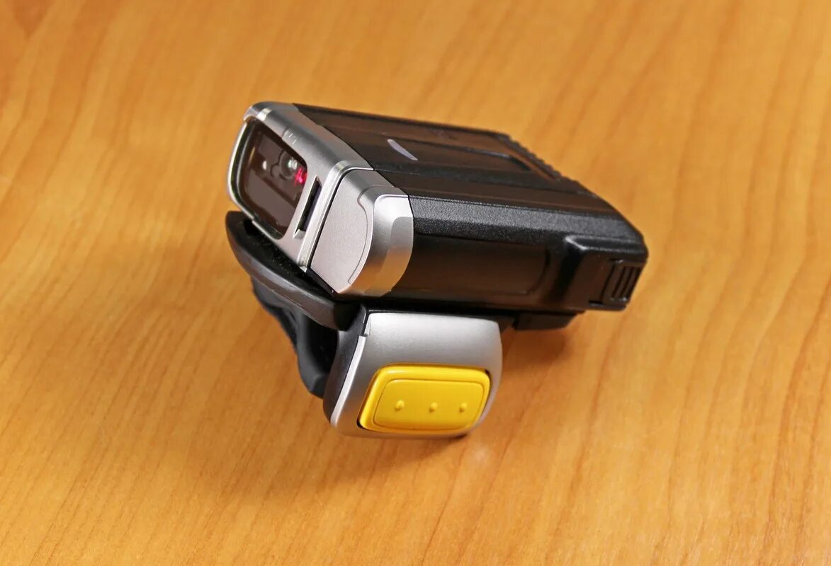 Zebra rs. Сканер-кольцо zebra rs6000. сканер-кольцо zebra rs6000 bluetooth. сканер зебра rs 6000. сканер штрих кодов зебра rs6000.