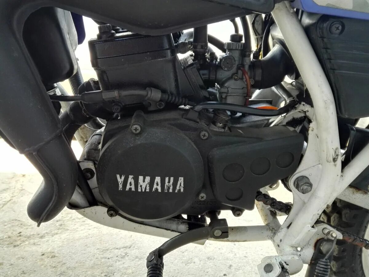 Купить двигатель yamaha. Yamaha DT 50. Yamaha dt50 двигатель. Мотор на Ямаха ДТ 50. Yamaha dt50 с китайским двигателем.