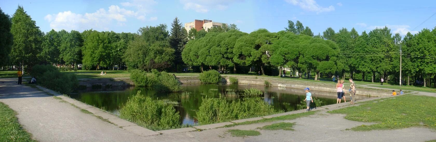 Любашинский сад санкт-петербург ангел. Любашинский сад фонтан. Любашинский парк санкт-петербург. Любашинский сад санкт-петербург. Любашинский парк фонтан.
