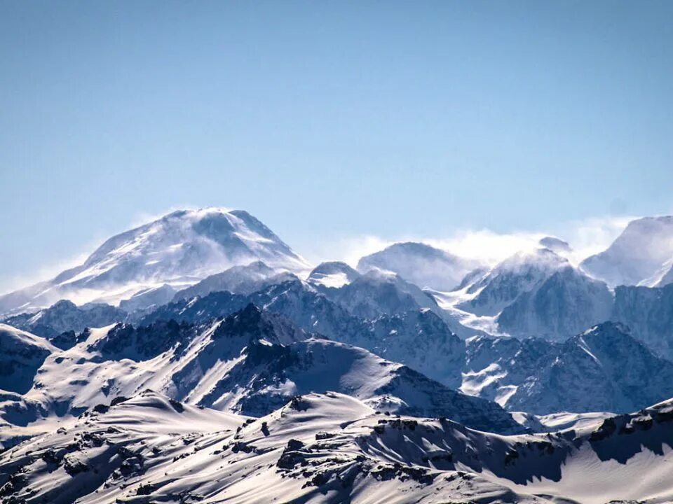 В горах кордильеры случаются землетрясения. Cordillera Paine. The best de los Andes.