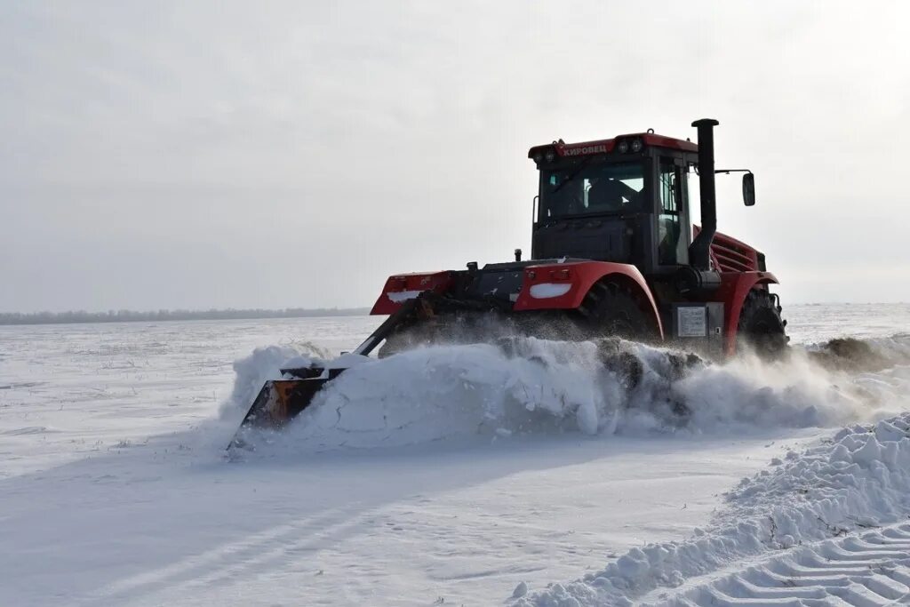 Больше снега на полях. Снег поле. Снежное поле. Больше снега на полях. Русское поле зимой.