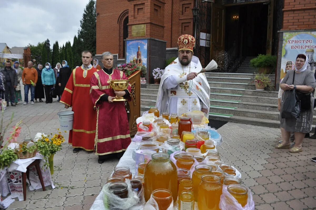 Медовый спас Маковей. Медовый спас Маковей 14 августа. Медовый спас в 2021. Первый спас, медовый спас, маковый спас, спас на воде. 14 августа 2014