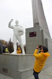 Время приземления гагарина