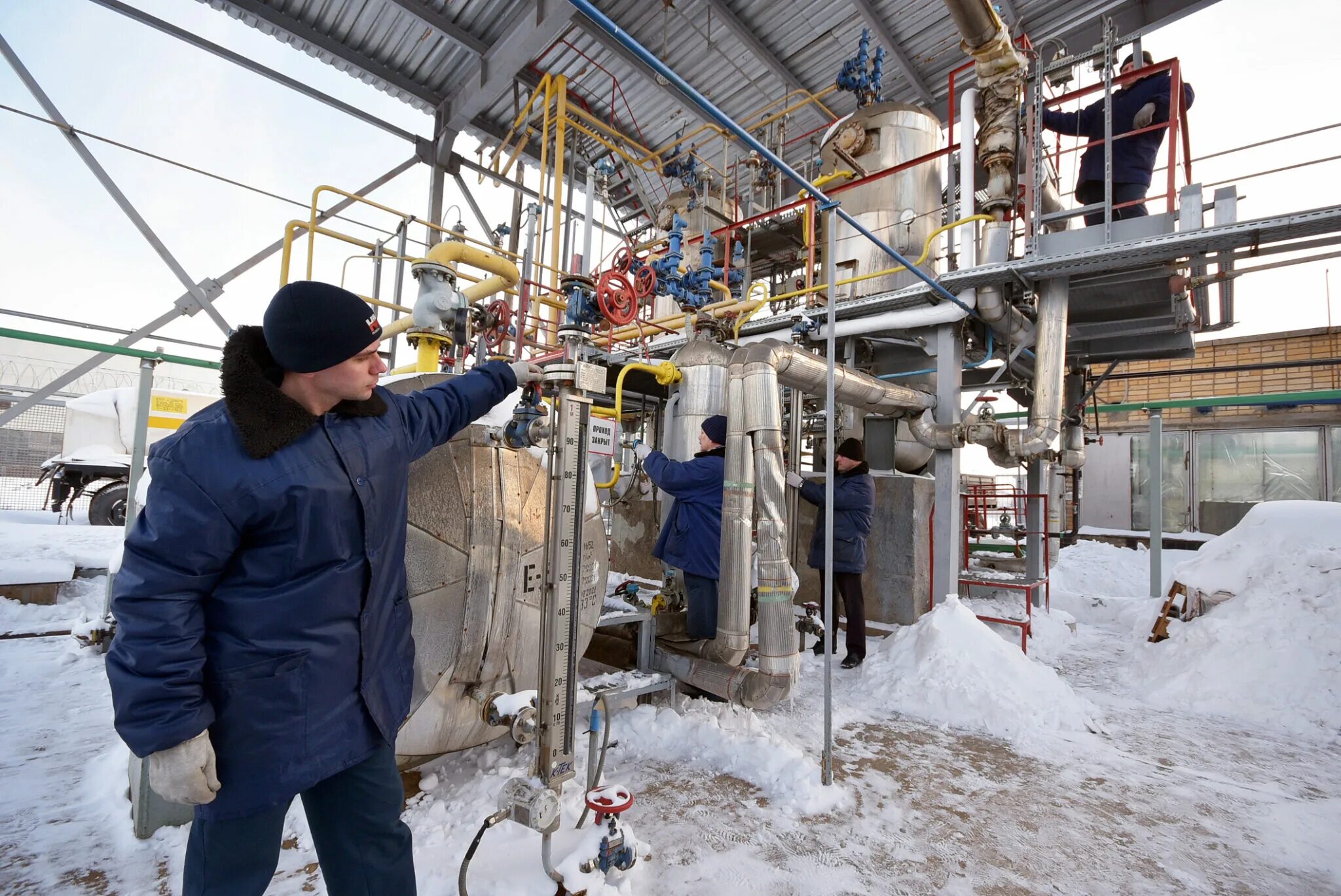 на заводе 14 малых