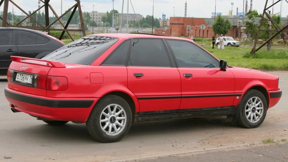 Авито купить ауди 80 б4. Audi 80 b4 Red. Audi 80 b4 красная. Ауди 80 б4 красная. Ауди 80 б4 1990.