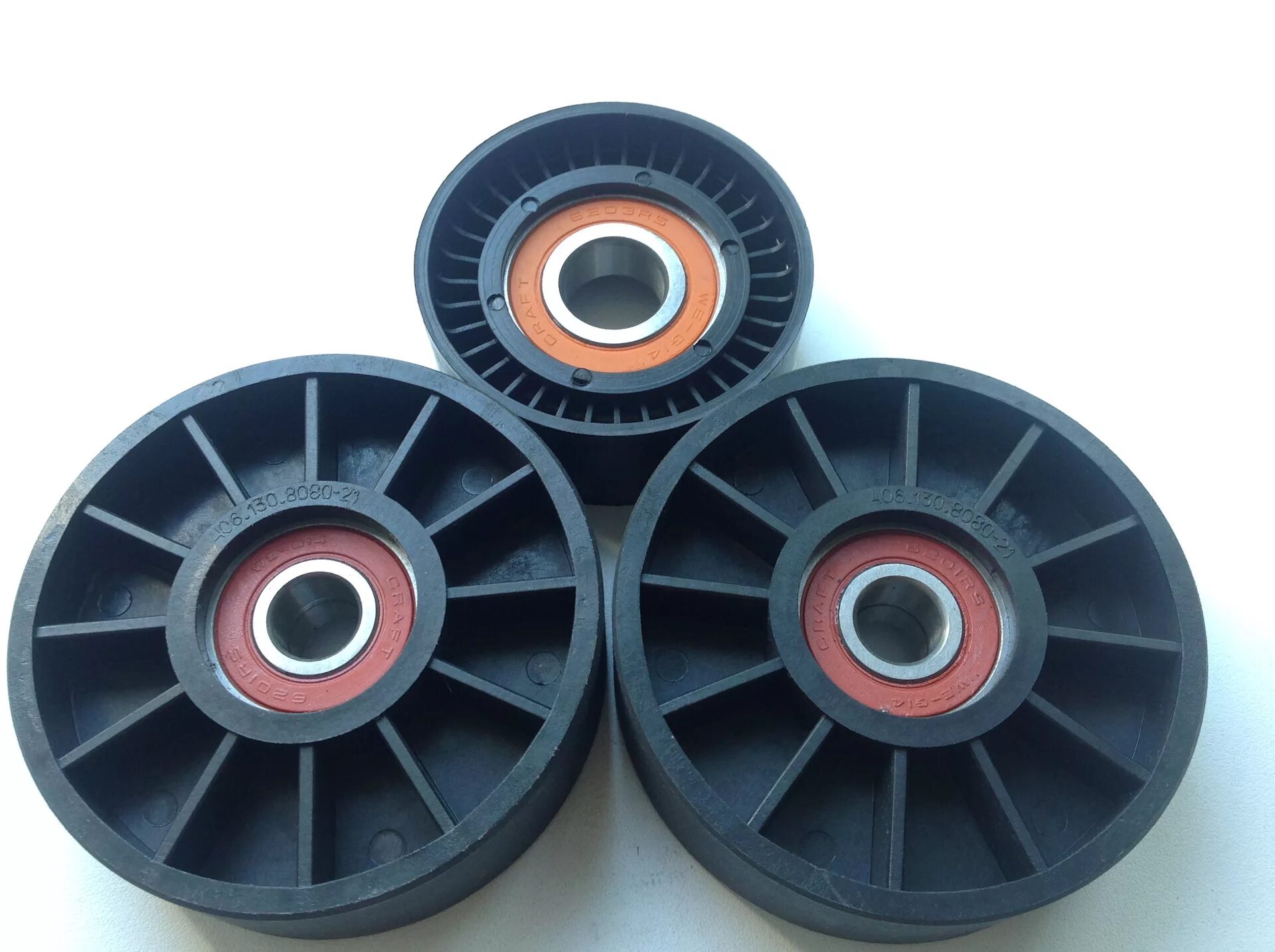 Ролик натяжной уаз 406. 4061308080 ролик натяжной приводного ремня gaz. Ролик натяжителя 409дв евро 4. Ролик натяжителя ремня уаз. Ролик натяжителя 4216 ручейковый.