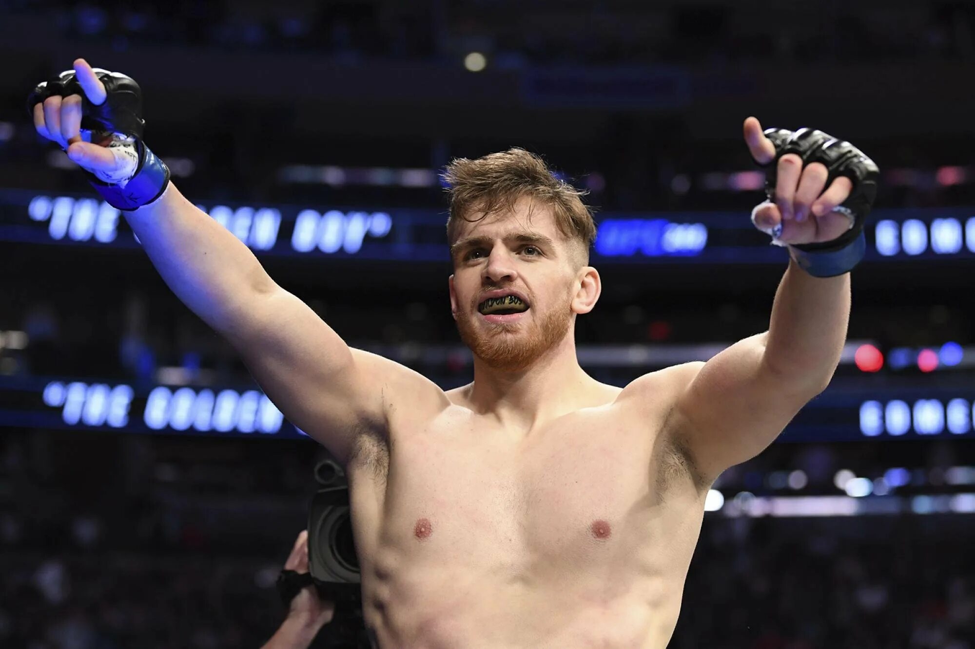 Самый молодой боец ufc. Эдмен шахбазян. эдмен шахбазян боец. эдвин шахбазян.