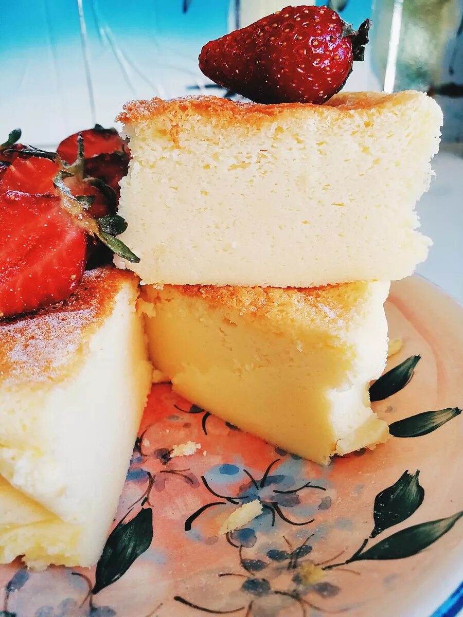 японский хлопковый чизкейк. хлопковый бисквит кастелла. японский суфле-чизкейк. японский чизкейк. хлопковый торт чизкейк.