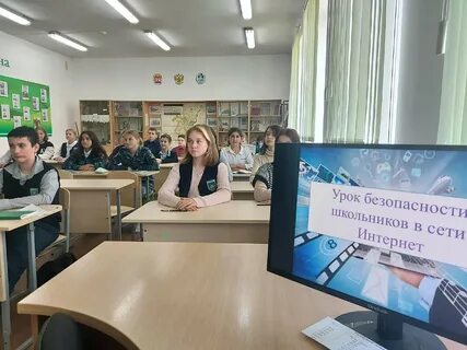 Занятия в школах озерска