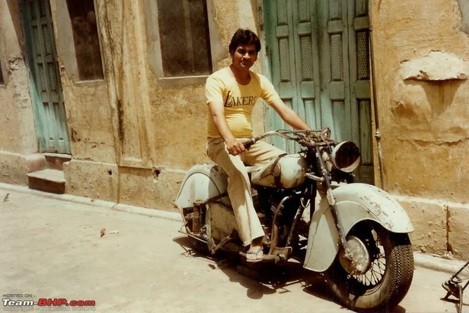 Pin by Vinay on BikeBikersCar Girl riding motorcycle, Lady biker, Real indian gi