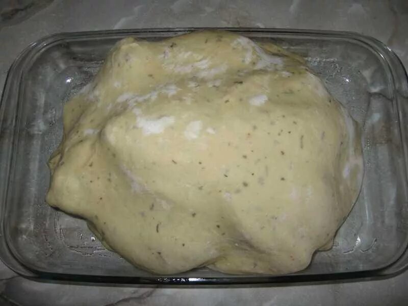 Курица целиком в тесте в духовке. Мясо птицы, запеченное в тесте. Рецепт индейки и яблоками в в духовке. Куриные голени в слоеном тесте. Курица в духовке.