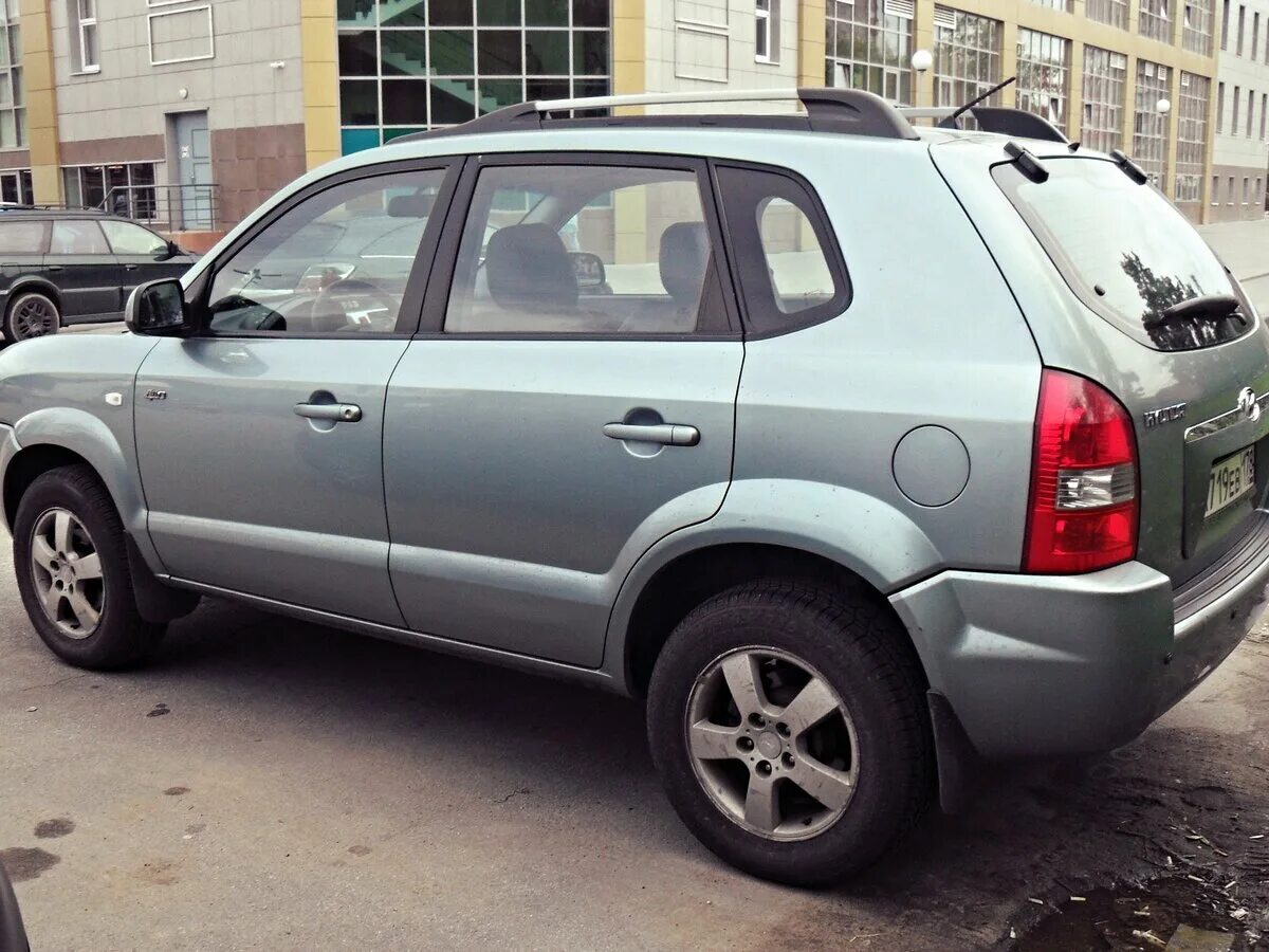 Хундай туксон 1 поколения. Туксон 1 поколение. Хендай Туксон 1 поколения. Hyundai Tucson 2.0 gl MT 2007. Серый Хендай Туссан 1.