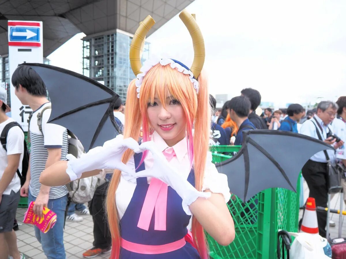 Токио косплей фест. Comiket 2022. КОСПЛЕЙЩИКИ субкультура. Комикет в Японии 2022. Косплей фесты 2024