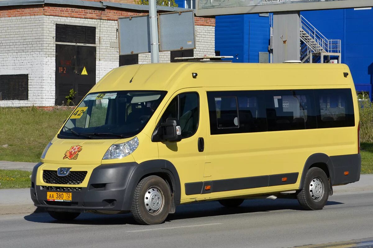 Пежо боксер 2227sk. Нижегородец 2227 Peugeot. Автобус Peugeot Boxer 2227sk, 2013. Peugeot Boxer желтый.