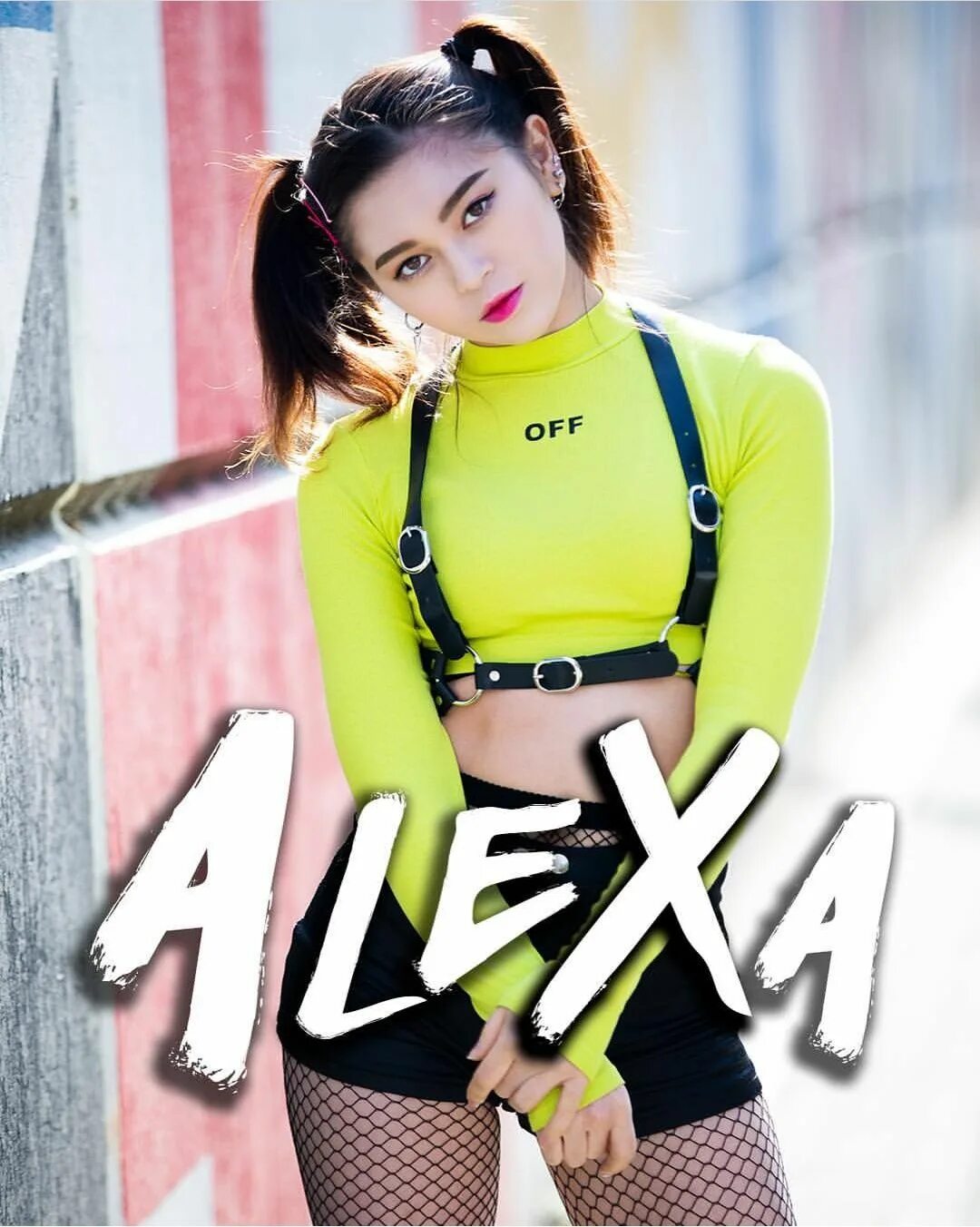 Alexa певица корея. Alexa kpop. Alexa айдол. Alexa айдол. Alexa kpop.