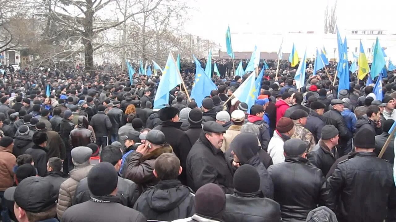 Крымские татары 2014. Митинг крымских татар в Симферополе. Митинги татар в Крыму 2014. Протесты Крымский татар в 2014. Крым 2014 татарин.