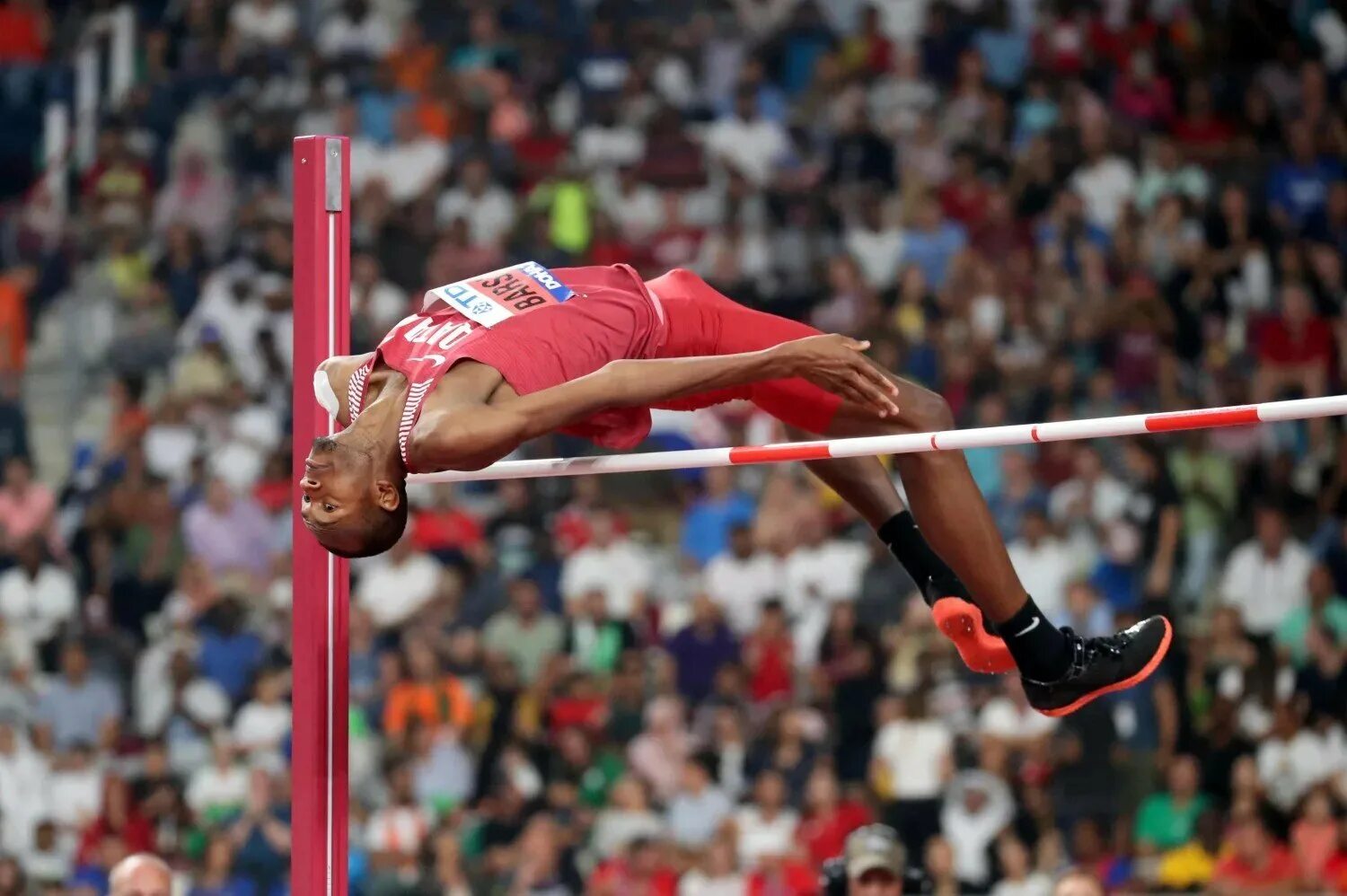 14 прыжки в высоту. Мутаз Эсса Баршим. Мутаз Эсса Баршим Катарский спортсмен. Баршим рекорд. Баршим прыжки в высоту.