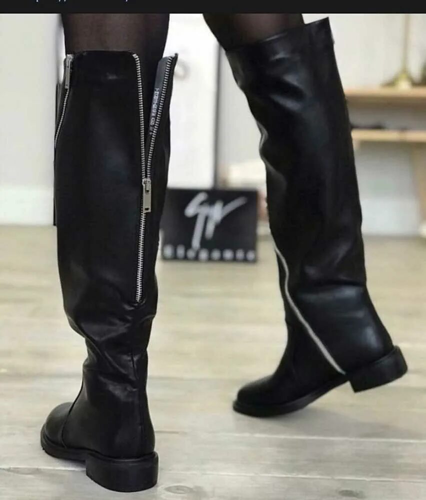 сапоги кожаные весенние. ботфорты женские зимние кожаные. сапоги замшевые гуччи. сапоги миа донна черные замшевые. араз садовод обувь штучно.