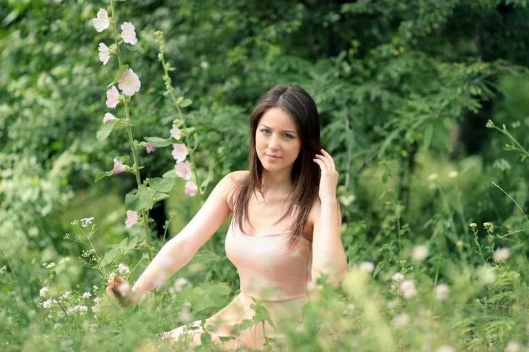 Елена на природе - 15 фото