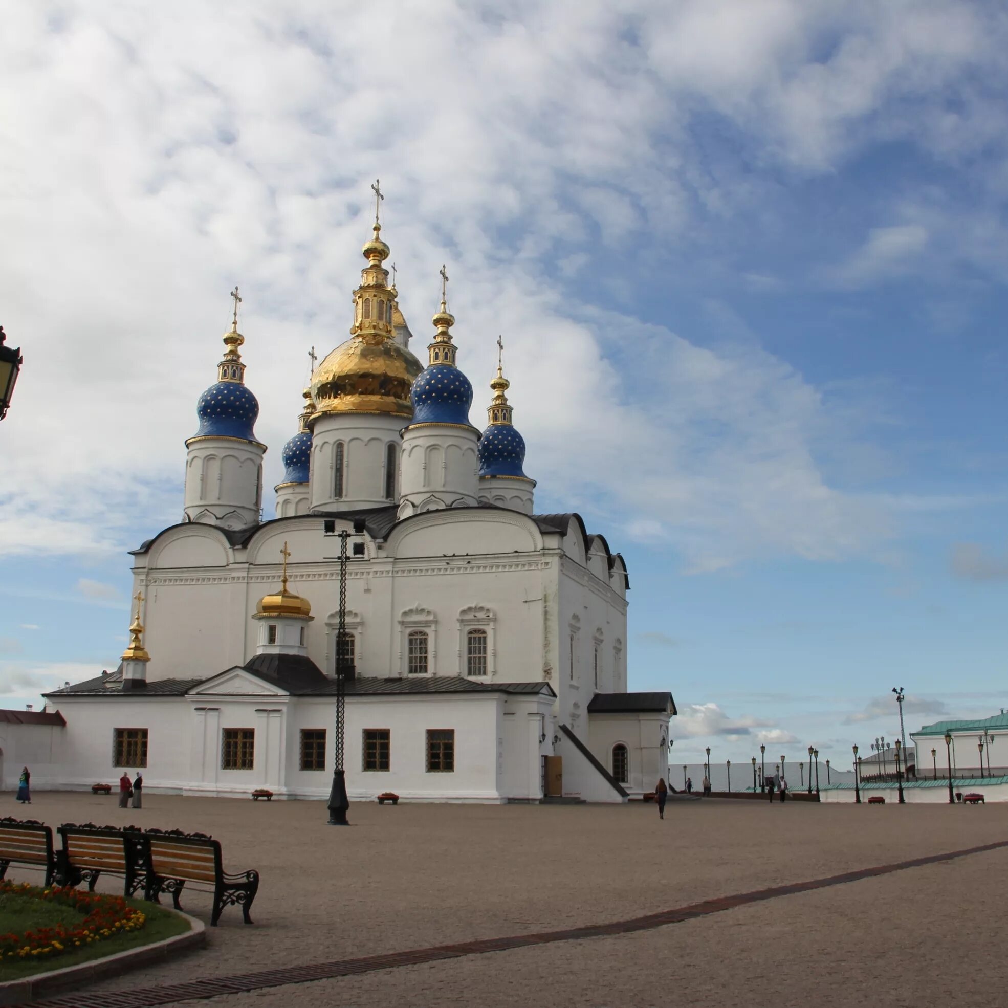 Как называется город тобольск. Тобольск Тобольск. Тобольск достопримечательности города. Тобольск исторический центр. Главная достопримечательность Тобольска.