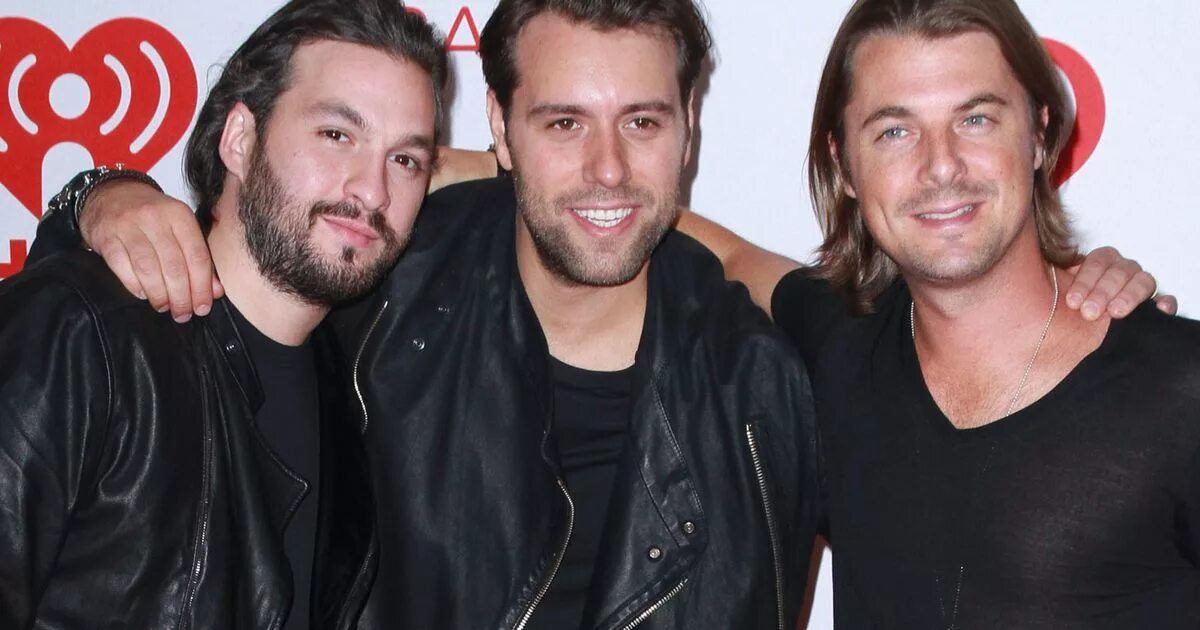 Swedish house mafia. Swedish house mafia it gets better. Swedish house mafia. Группа swedish house mafia. Группа swedish house mafia.
