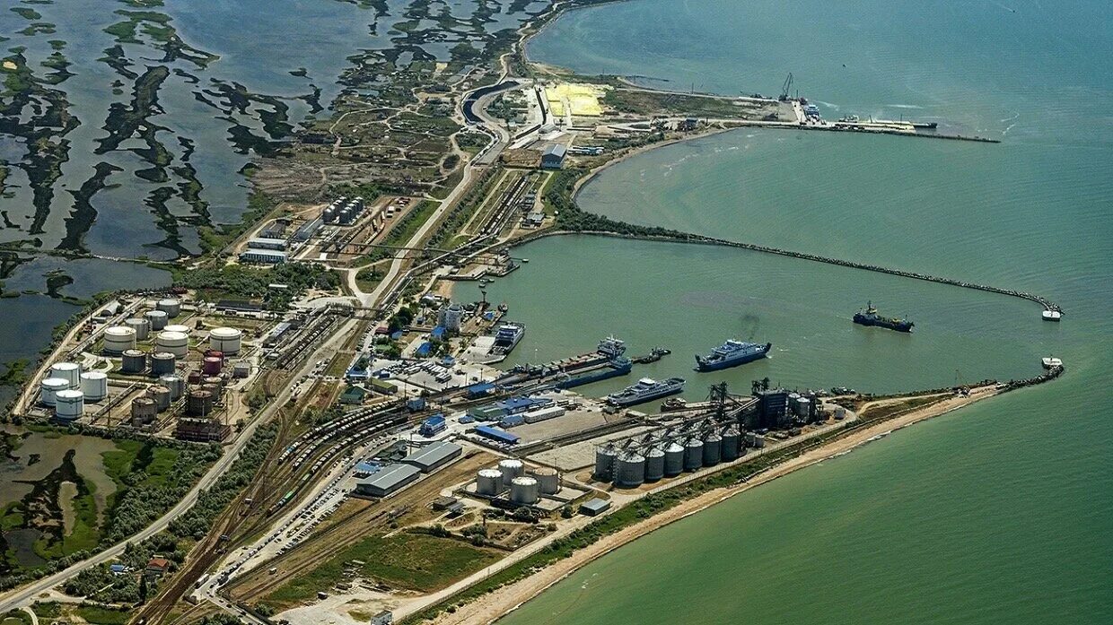 Карта крымский мост через керченский пролив. Порт кавказ какой город рядом. Схема морского порта кавказ. Карта керченский пролив азовское. Порт кавказ какой город рядом.