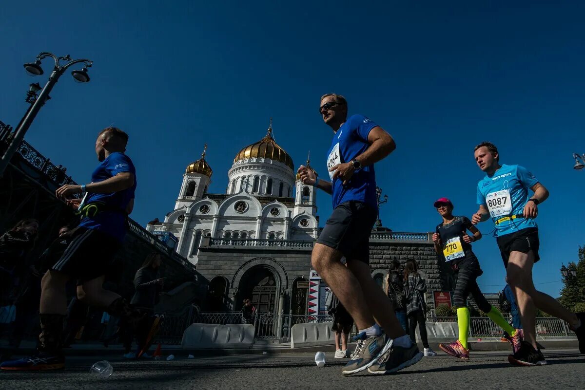 Марафон 28 июля. Московский полумарафон 2025. московский марафон 2025. московский полумарафон фотогалерея. московский полумарафон кластер c.