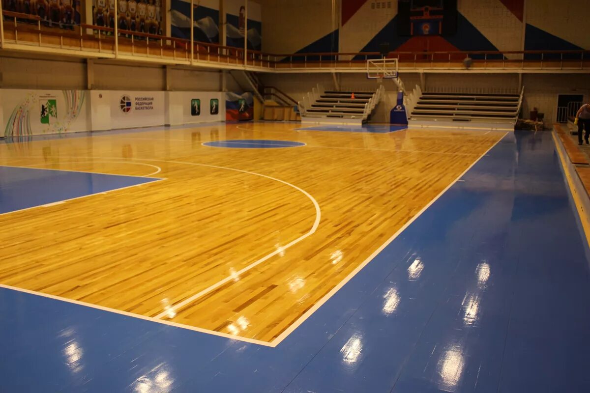 баскетбольный зал. баскетбтльный зал "здоровье" тюмень. левково оздоровительно-спортивный зал. спортивный зал. баскетбольный спортзал.