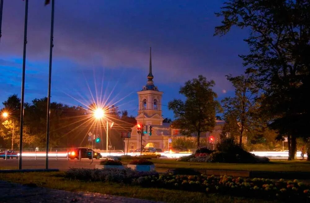 Красное село Санкт-Петербург. Город красное село Ленинградская область. Троицкая Церковь (красное село). Красное село Питер. Красное зело