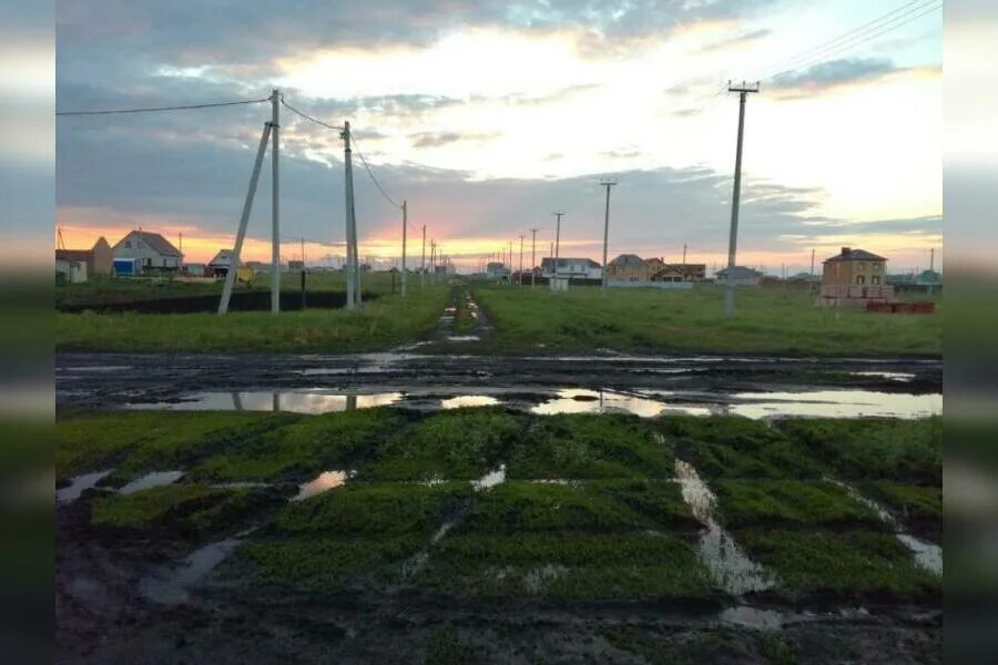 Круглое поле челны. Поселок круглое поле набережные челны. Станция круглое поле татарстан. Круглое поле набережные челны. Замелекесье вид сверху.