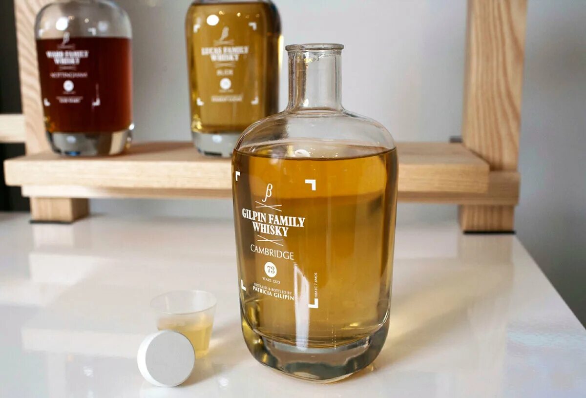 самый напиток в мире. «куантро» и «гран марнье. элитные алкогольные напитки. D amalfi limoncello supreme 43. элитные алкогольные напитки.