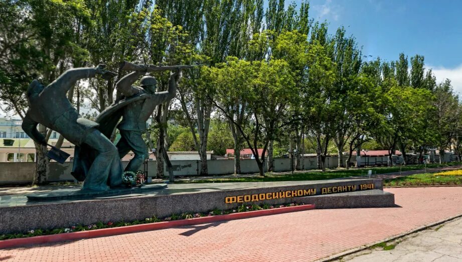 Памятник феодосийскому десанту 1941 история