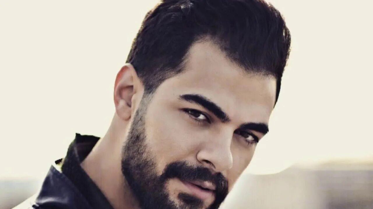 Гокберк йылдырым турецкий актер. Гокберк демирчи. Мехмет динчерлер. Гокберк демирджи турецкий актёр. Yemin.