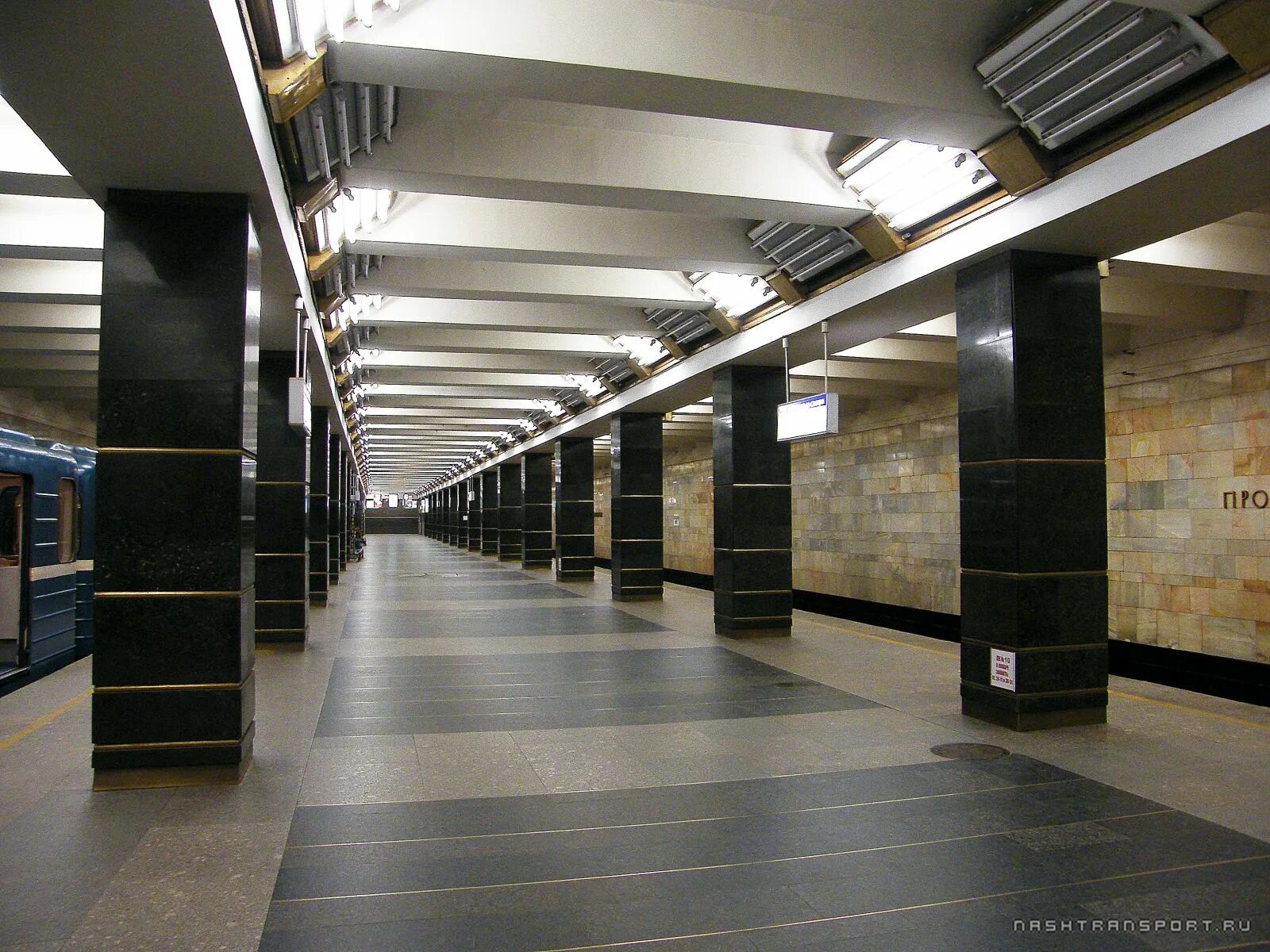 Проспект ветеранов метро. Проспект ветеранов метро. Питер проспект ветеранов метро. Станция проспект ветеранов. Станция метро проспект ветеранов.