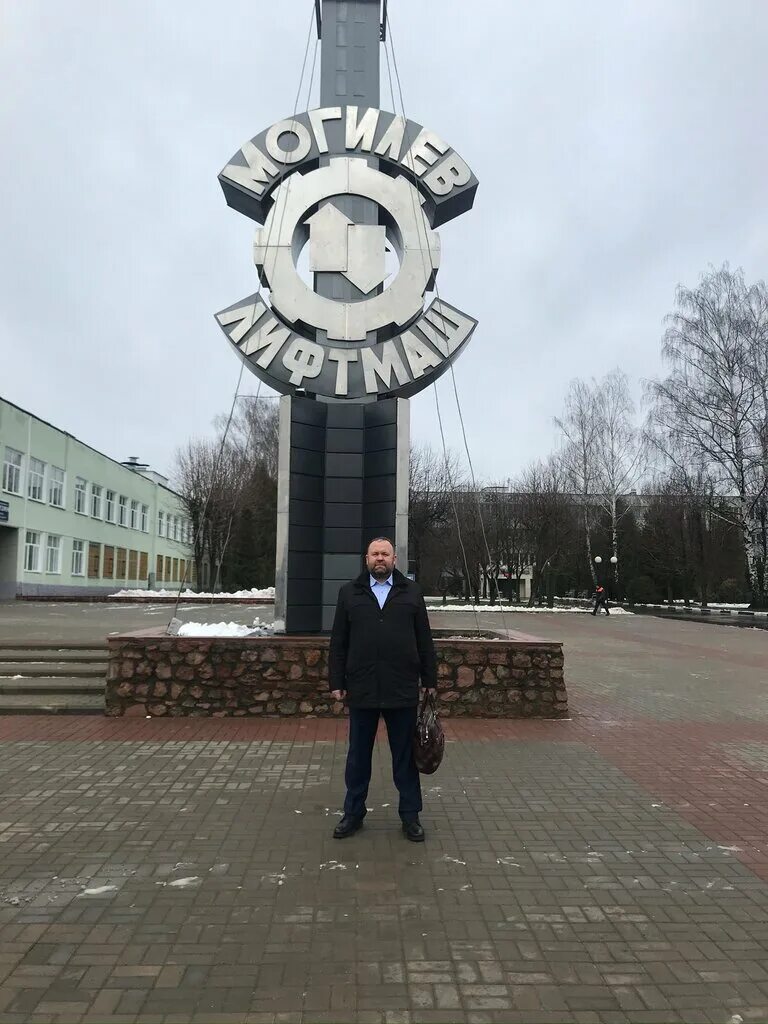 могилевлифтмаш могилевский завод лифтового машиностроения логотип. могилёв лифт маш завод. лифтовый завод могилев. размер кабины могилевского лифта. могилёв лифт маш завод.