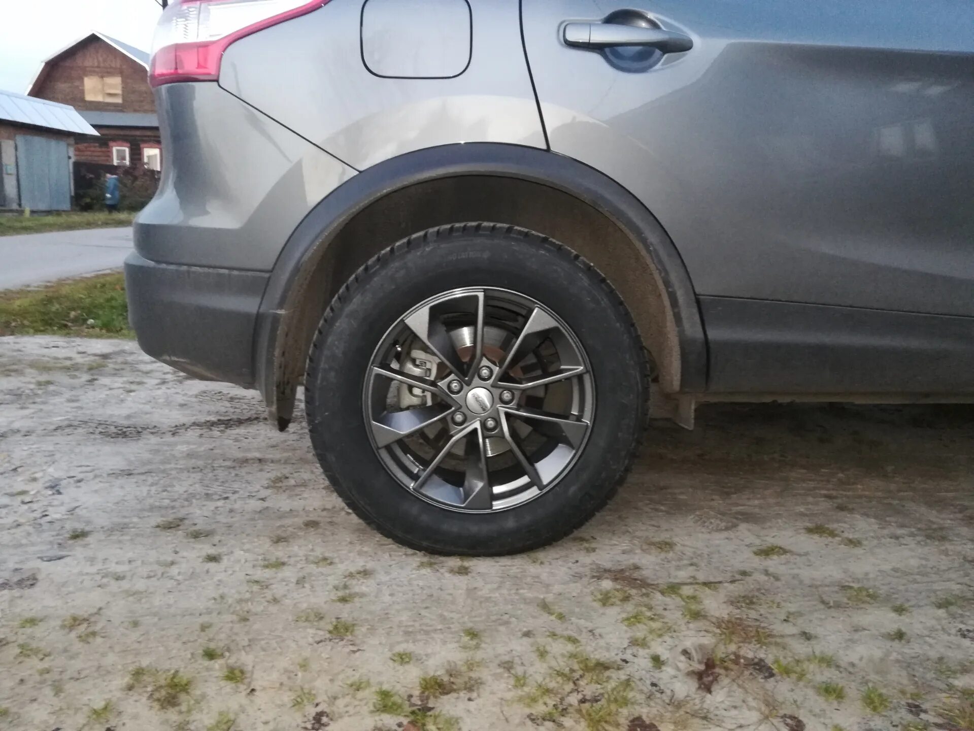 Nissan Qashqai 215/65 r17. 215 70 R16 Кашкай. 225 65 R17 Ниссан Кашкай. Кашкай j10 на колесах 215 65 17.