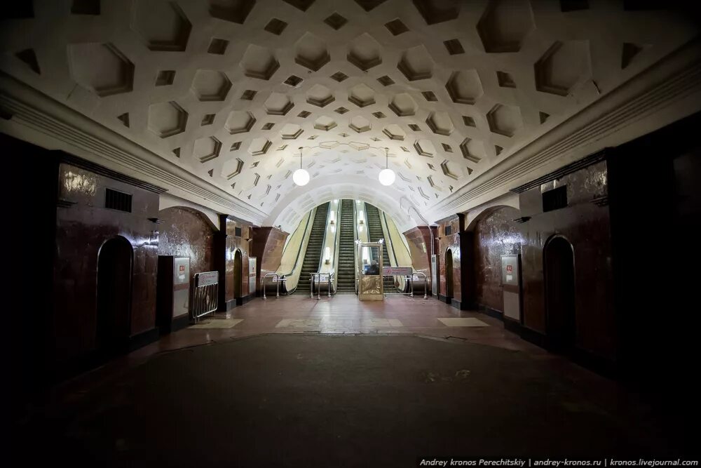 площадь красные ворота в москве. садовое кольцо красные ворота. наземный павильон станции метро «красные ворота». южный наземный вестибюль станции метро «красные ворота». южный вестибюль метро красные ворота.