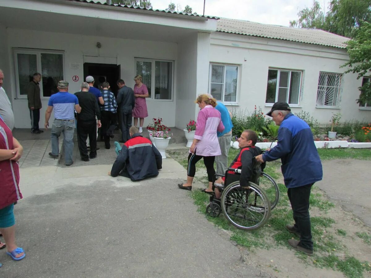 Верхний Мамон психоневрологический интернат. Бобровский психоневрологический интернат Алтайский край. Оробинский психоневрологический интернат Воронежская область. Верхнемамонский пни Воронежской области. Психиатрический интернат в воронеже