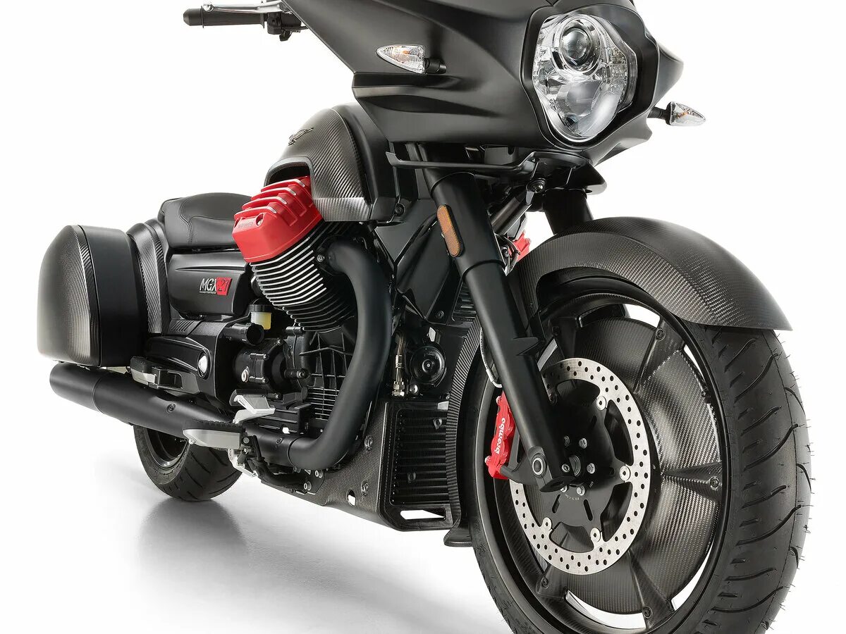 Купить мотоцикл у официального. Мото Гуцци MGX-21. Мотоциклы Moto Guzzi. Moto Guzzi двигатель. Кардан Moto Guzzi.