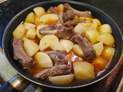 Как приготовить ребрышки с картошкой на сковороде