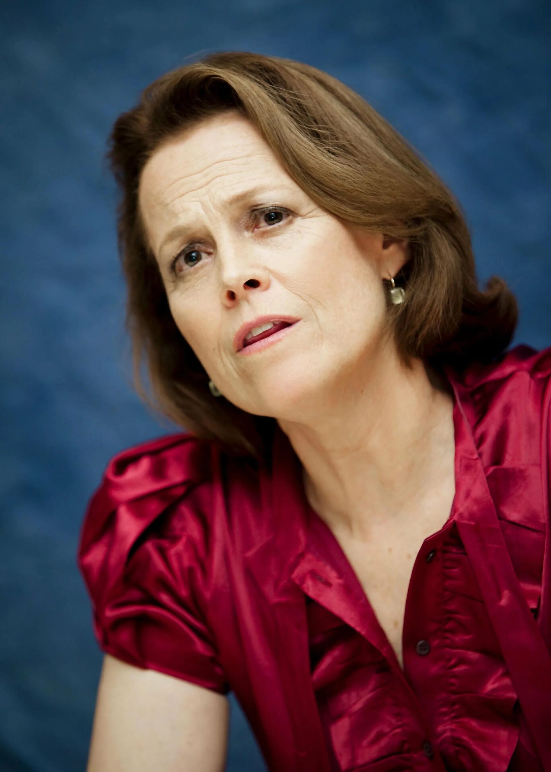 сигурни уивер 2019. сигурни уивер. сигурни уивер 2001. сигурни уивер сейчас 2020. сигурни уивер сейчас.