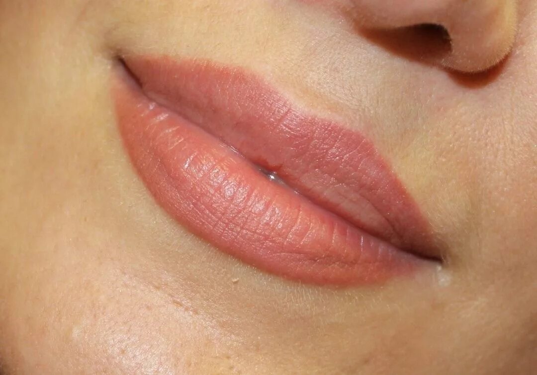 татуаж губ контур с растушевкой. контур с растушевкой губ перманентный. перманентный макияж губ растушевка фото. перманентный макияж губ контур с растушевкой. перманентный макияж губ растушевка фото.