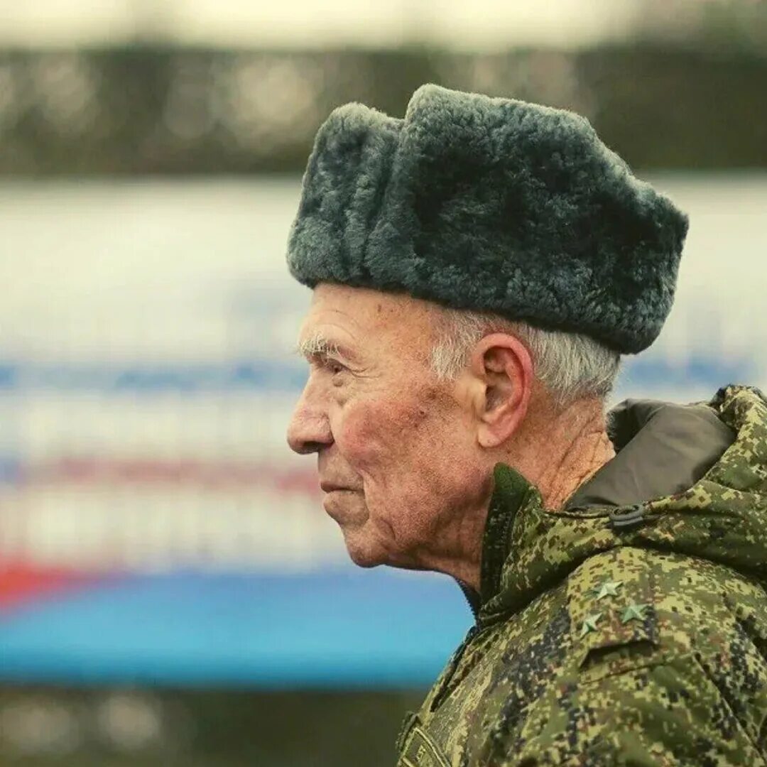 Последние новости пенсия силовиков. Пенсии военным пенсионерам. Военнослужащие пенсионеры. Военнослужащие пенсионеры. Последние новости пенсия силовиков.