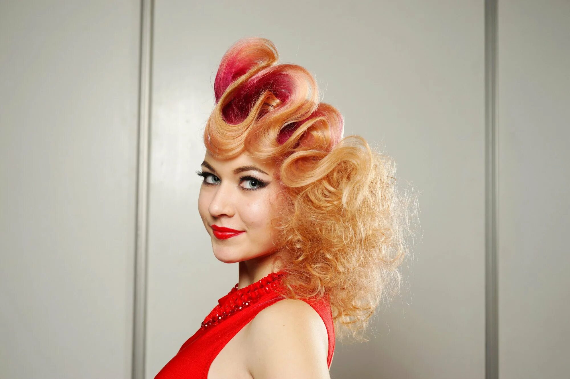 Москва профессионалы. Рта конкурсные. Рта конкурсные. Фантазийные прически. Рта конкурсные.