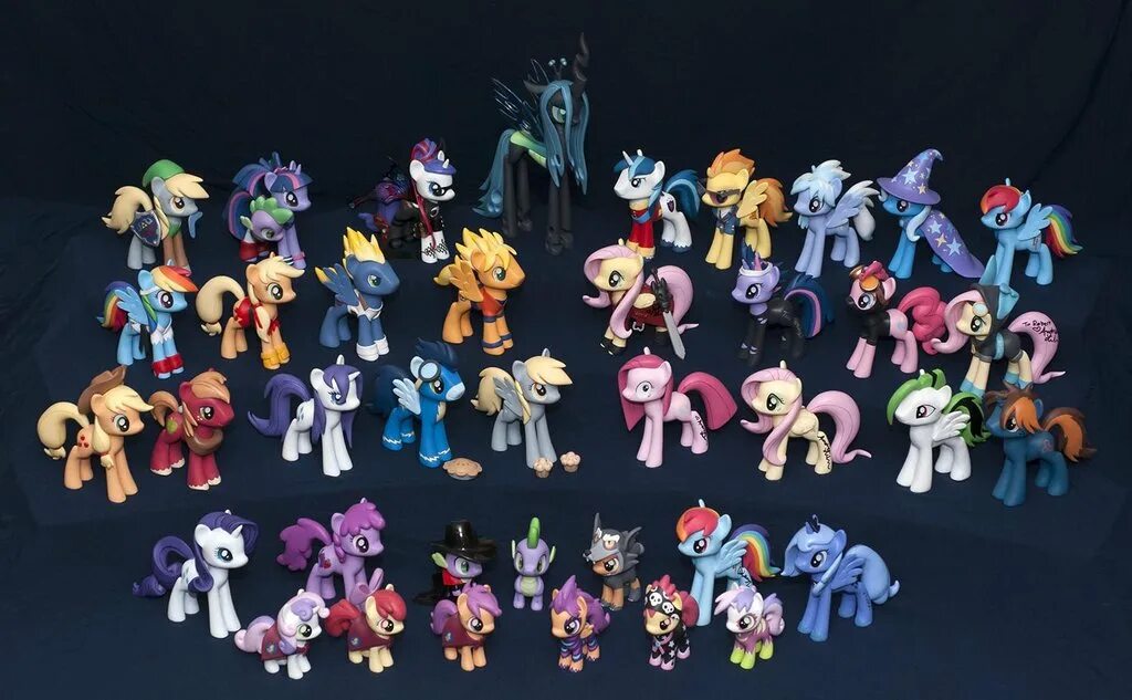 Коллекция my little pony. My little pony коллекция friendship magic. модельки млп. фигурки little pony новое поколение. коллекция фигурок пони 1 поколения.
