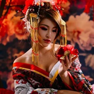 Делитесь видео с близкими и друзьями по всему миру. 