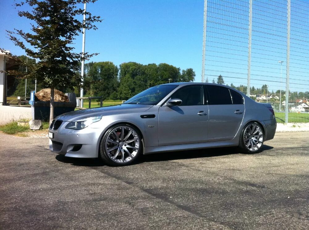 BMW 5 e60 r18. BMW m5 e60 Silver. BMW m5 e60 Hartge. BMW 5 e60 433 стиль. Диски на м5